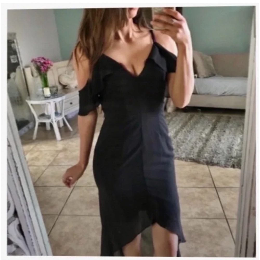 🪞 NEW chiffon flutter sleeve front split long maxi dress by missguided - Picture 5 of 5